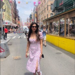 Brand new!Shein Bundle 25 items styles pictured guaranteed Medium & Small.